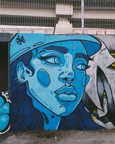 inspiration d'un dessin mural féminin